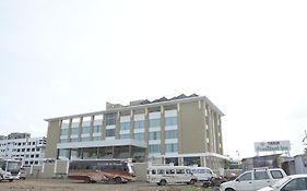 Tania President Inn 4*