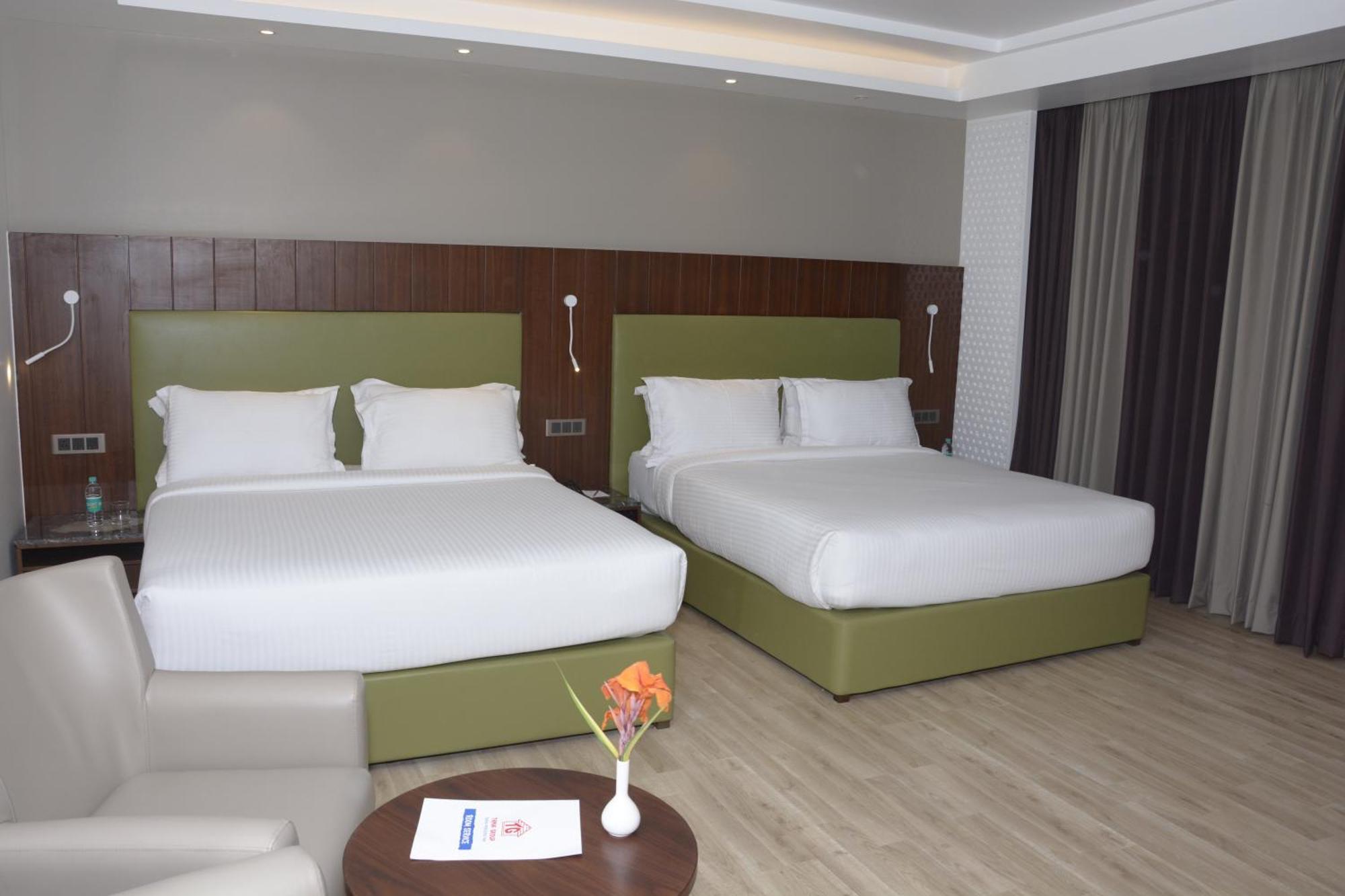 Tania President Inn Shirdi Exterior photo